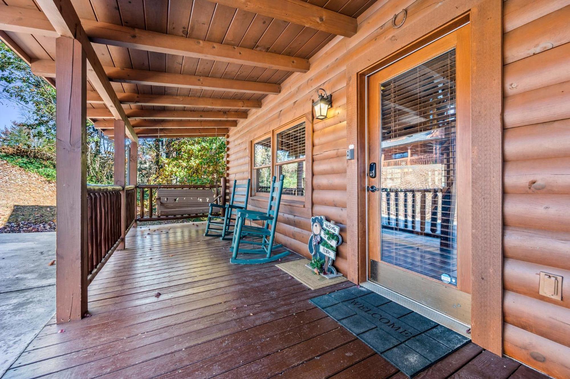 Bearfoot Pines - True Log Cabin - Wi-Fi, Hot Tub, Fishing, Deck With Views! - Mins To Pf Sevierville Bagian luar foto